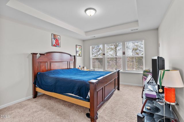 987 Parkstone Towne Boulevard, Knightdale, NC 27545