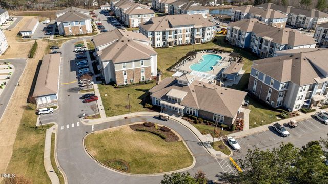 987 Parkstone Towne Boulevard, Knightdale, NC 27545