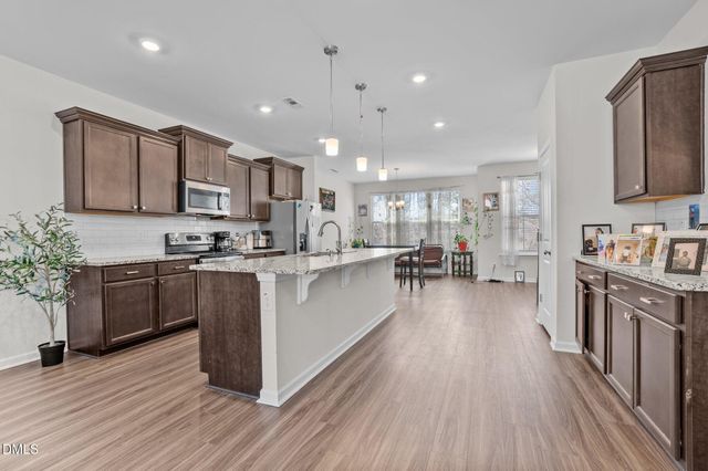987 Parkstone Towne Boulevard, Knightdale, NC 27545