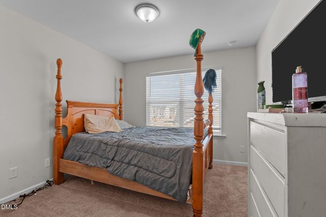 987 Parkstone Towne Boulevard, Knightdale, NC 27545