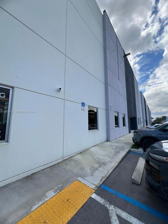 6371 NW 102nd Ave 109, Doral, FL 33178