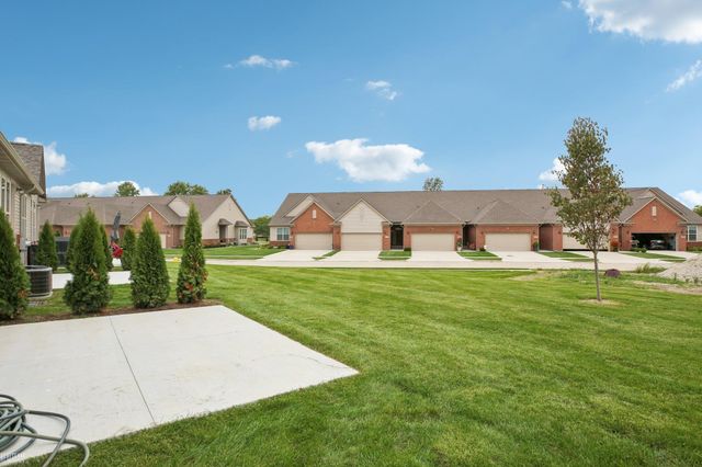 48323 Whittington Drive, Chesterfield Twp, MI 48047