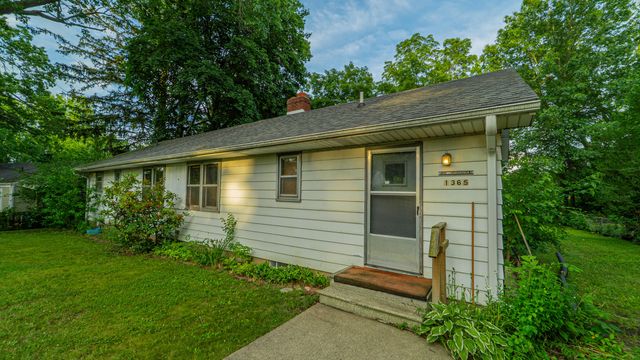 1365 Federal Avenue, La Porte, IN 46350