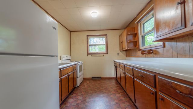 1365 Federal Avenue, La Porte, IN 46350