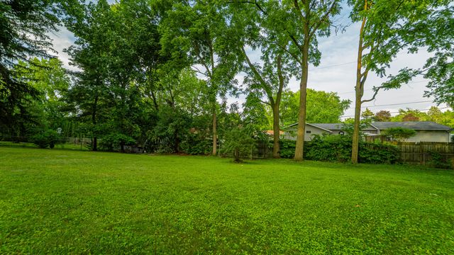 1365 Federal Avenue, La Porte, IN 46350