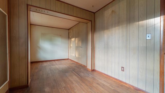 1365 Federal Avenue, La Porte, IN 46350