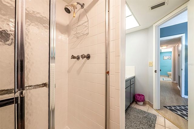 10215 REGAL DRIVE 14, Largo, FL 33774