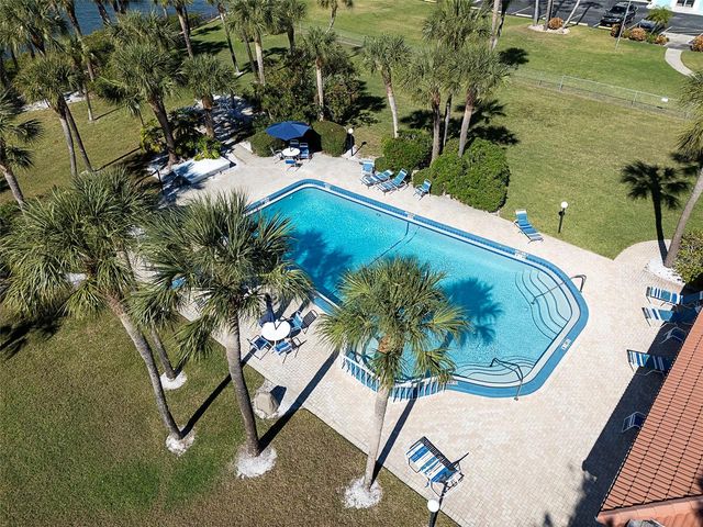 10215 REGAL DRIVE 14, Largo, FL 33774