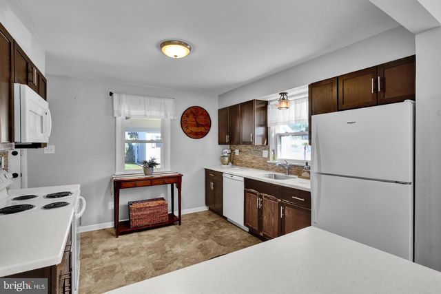 6287 CARPENTER ST, East Petersburg, PA 17520