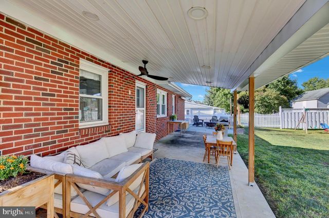 6287 CARPENTER ST, East Petersburg, PA 17520
