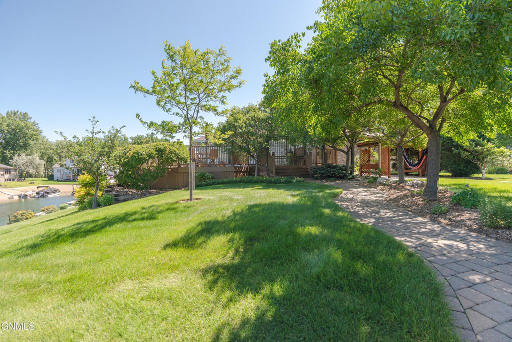 1524 &1534 Buccaneer Place, Bismarck, ND 58504 photo 155