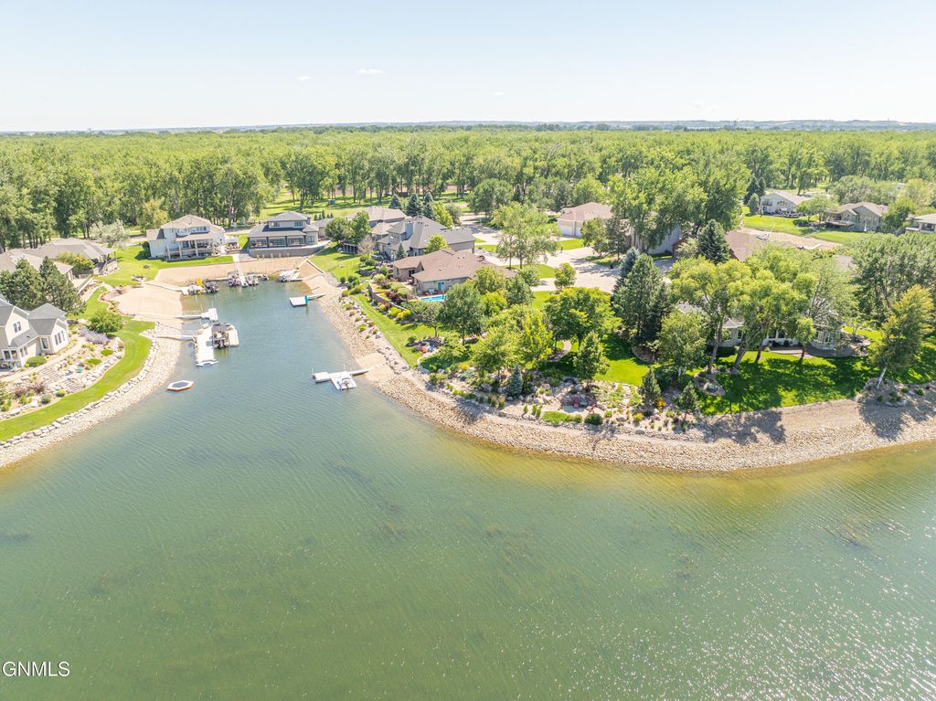 1524 &1534 Buccaneer Place, Bismarck, ND 58504 photo 185