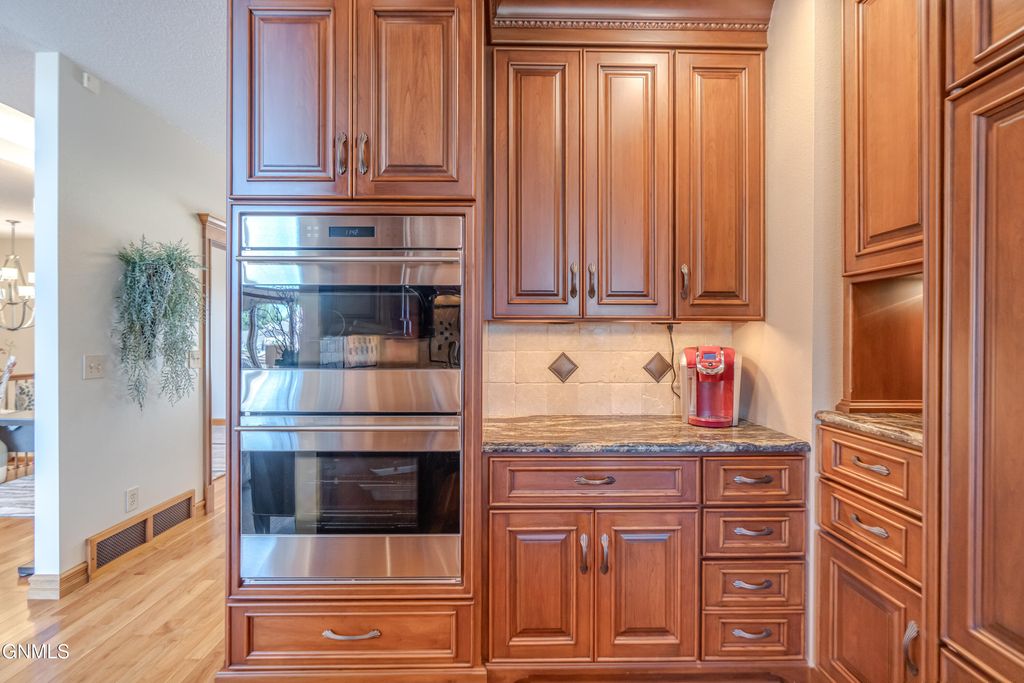 1524 &1534 Buccaneer Place, Bismarck, ND 58504 photo 24