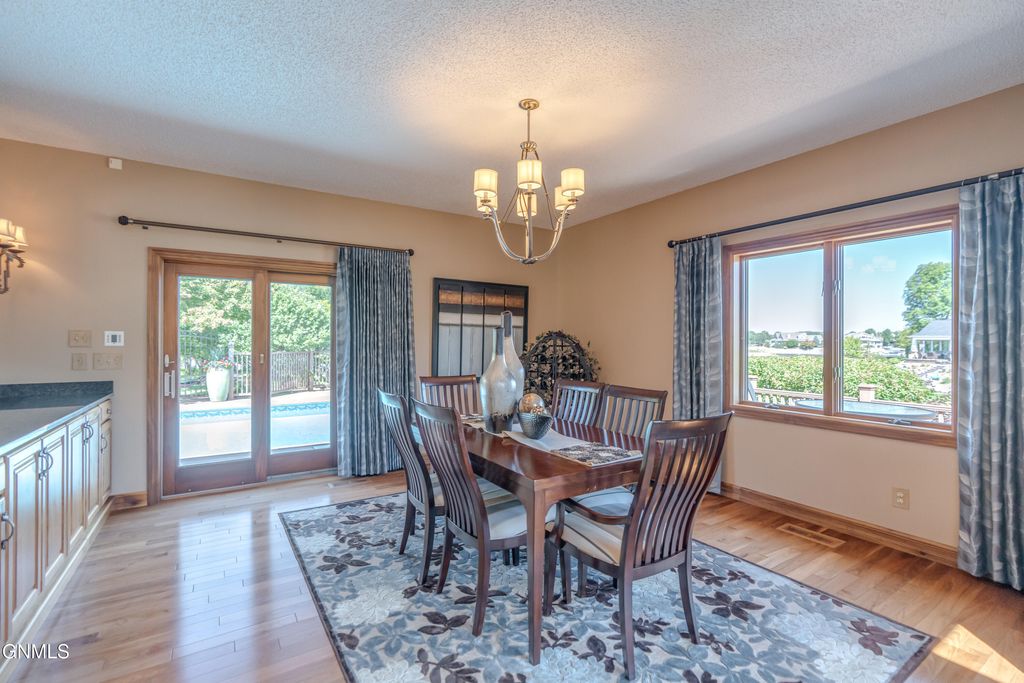 1524 &1534 Buccaneer Place, Bismarck, ND 58504 photo 29