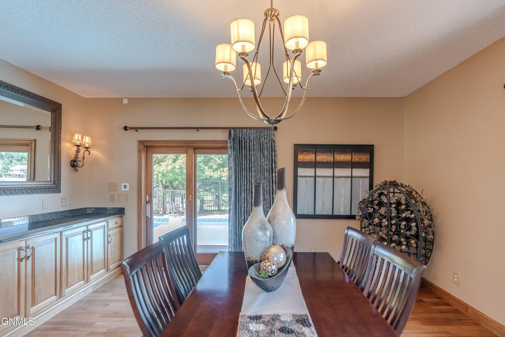 1524 &1534 Buccaneer Place, Bismarck, ND 58504 photo 30