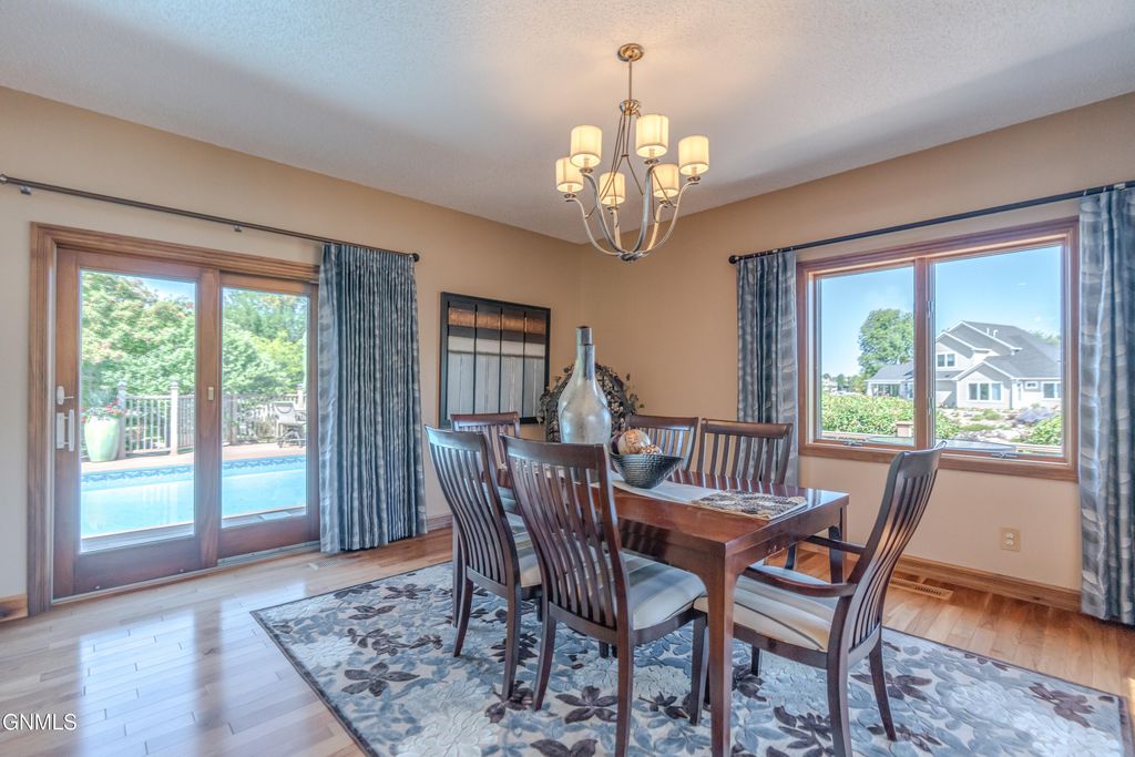 1524 &1534 Buccaneer Place, Bismarck, ND 58504 photo 32