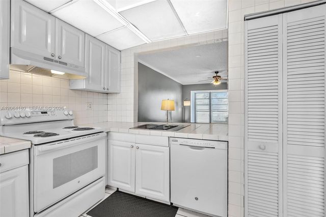 8852 W Mcnab Road 203, Tamarac, FL 33321