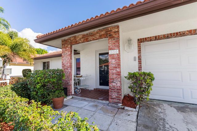 334 NW 42nd Street, Boca Raton, FL 33431