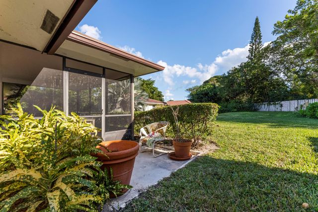334 NW 42nd Street, Boca Raton, FL 33431