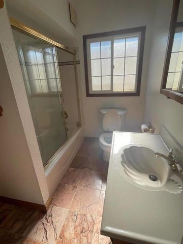 559 Gates Street, San Francisco, CA 94110