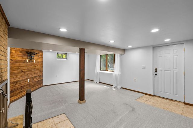 13709 Thomas Avenue S, Burnsville, MN 55337