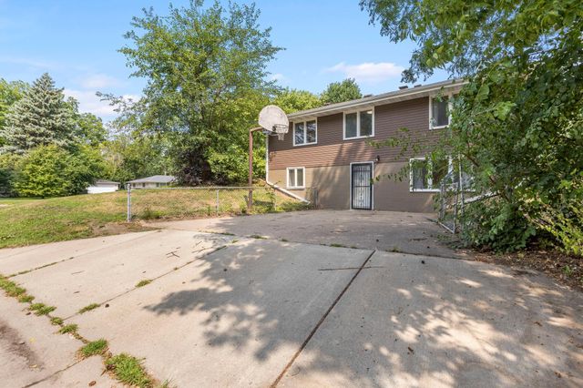 13709 Thomas Avenue S, Burnsville, MN 55337