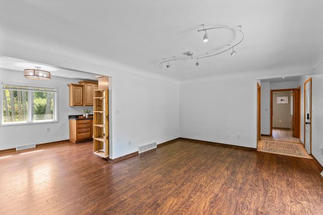 13709 Thomas Avenue S, Burnsville, MN 55337