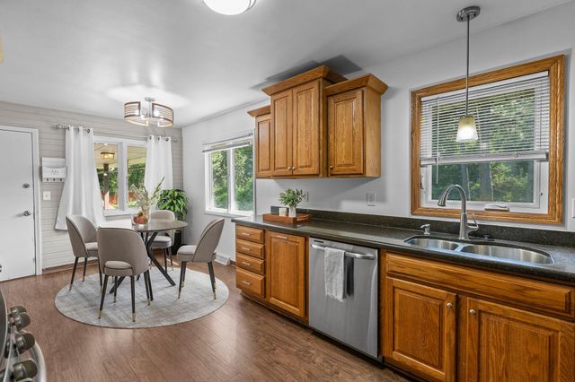 13709 Thomas Avenue S, Burnsville, MN 55337