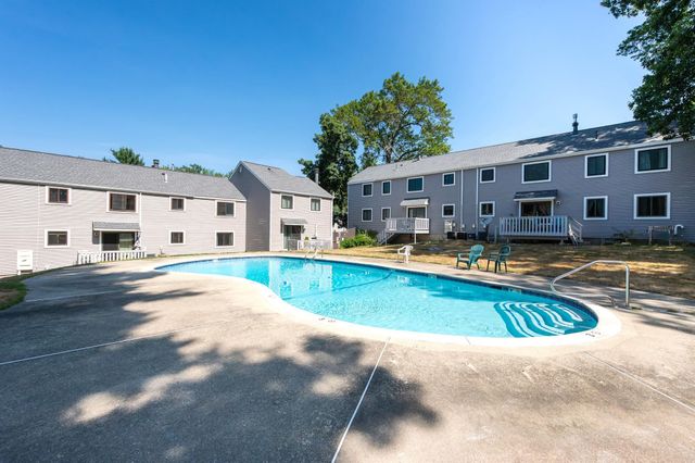 H2 Black Oak Drive # 2, Nashua, NH 03062