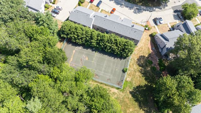 H2 Black Oak Drive # 2, Nashua, NH 03062