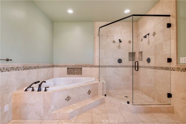 18267 Valley Vista Boulevard, Tarzana, CA 91356
