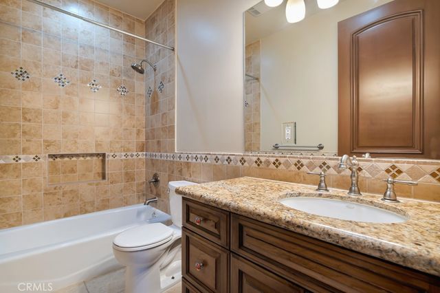 18267 Valley Vista Boulevard, Tarzana, CA 91356