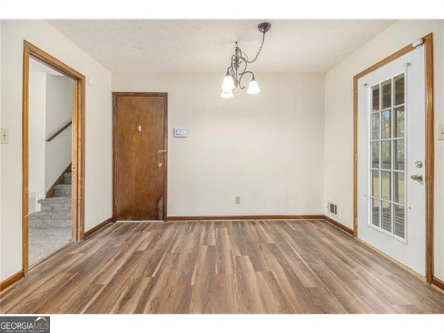 175 Slicky Rock Court, Riverdale, GA 30274