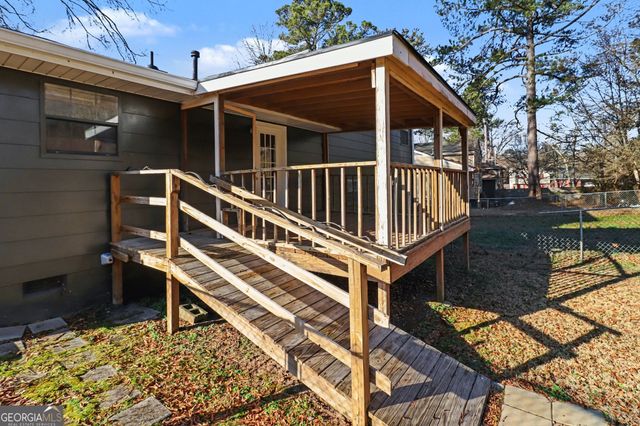 175 Slicky Rock Court, Riverdale, GA 30274