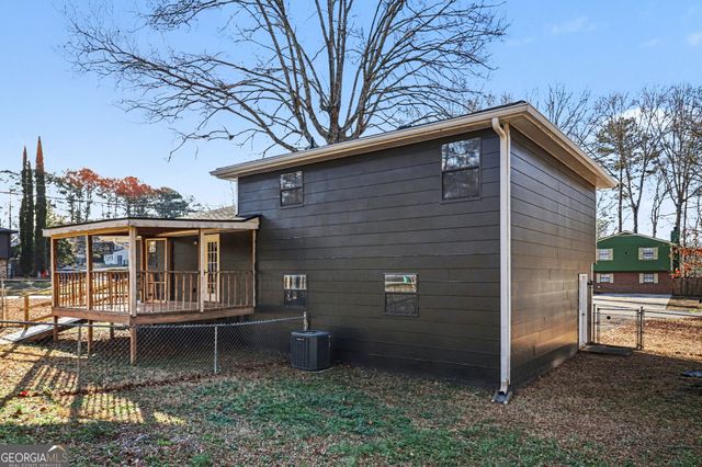 175 Slicky Rock Court, Riverdale, GA 30274