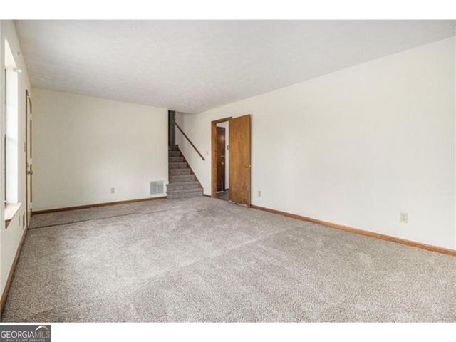 175 Slicky Rock Court, Riverdale, GA 30274