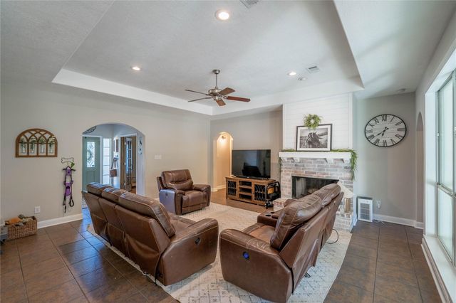 7511 Millies Run Road, Montgomery, TX 77316