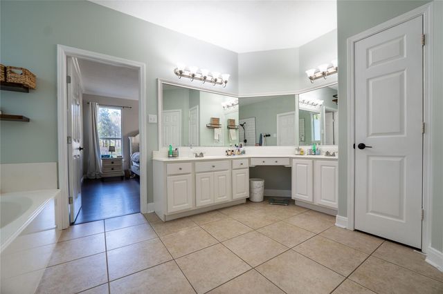 7511 Millies Run Road, Montgomery, TX 77316