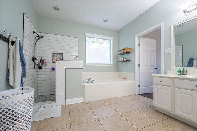 7511 Millies Run Road, Montgomery, TX 77316