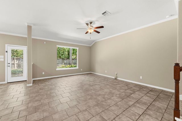 34 Sawbridge Circle, The Woodlands, TX 77389