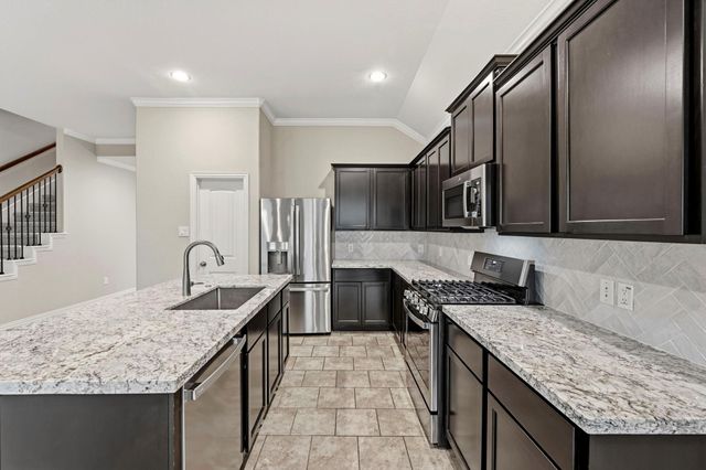 34 Sawbridge Circle, The Woodlands, TX 77389
