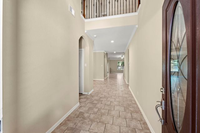 34 Sawbridge Circle, The Woodlands, TX 77389