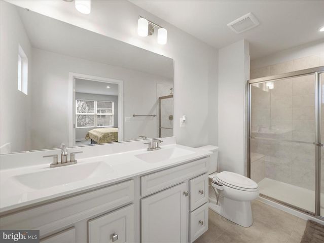 1864 SHANNON DR S, Greencastle, PA 17225