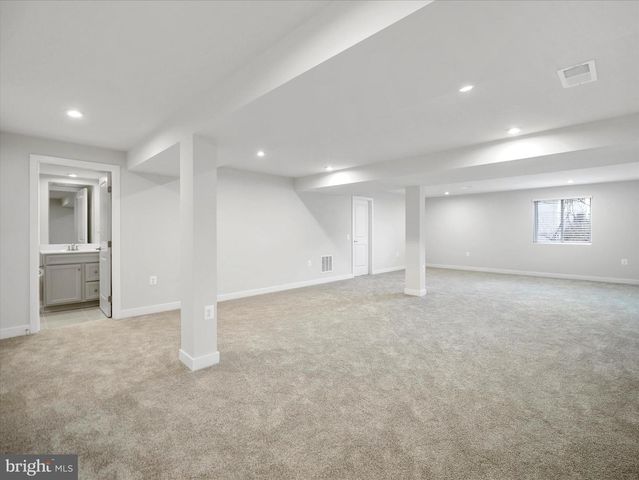 1864 SHANNON DR S, Greencastle, PA 17225