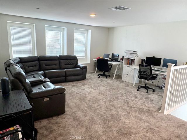 12686 Alveda, Victorville, CA 92394