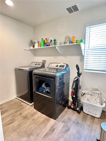 12686 Alveda, Victorville, CA 92394