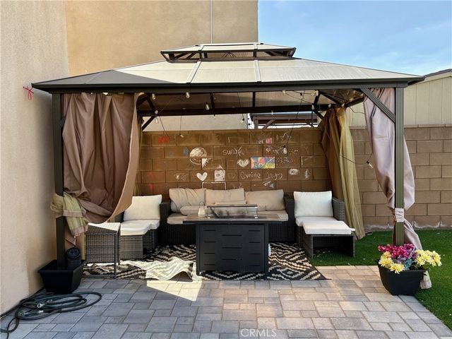 12686 Alveda, Victorville, CA 92394