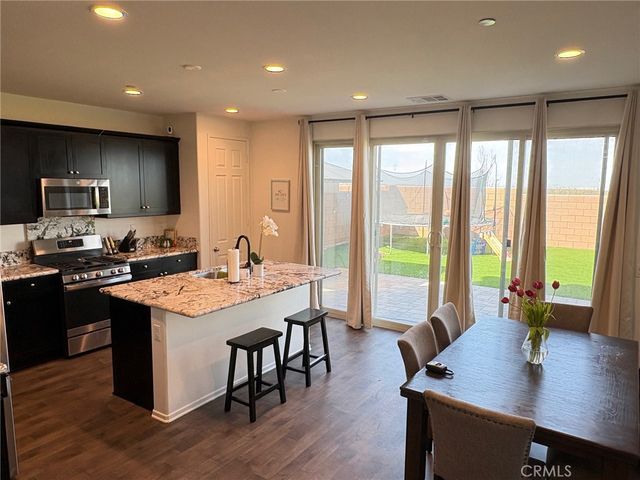 12686 Alveda, Victorville, CA 92394