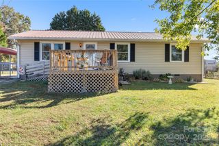 364 Greenlea Circle, Taylorsville, NC 28681