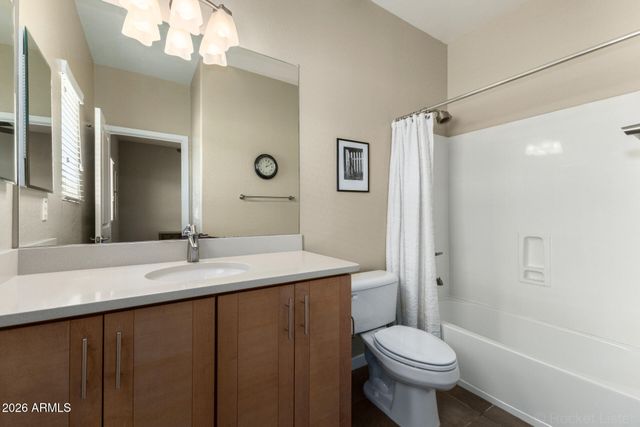 815 E ROSE Lane 129, Phoenix, AZ 85014